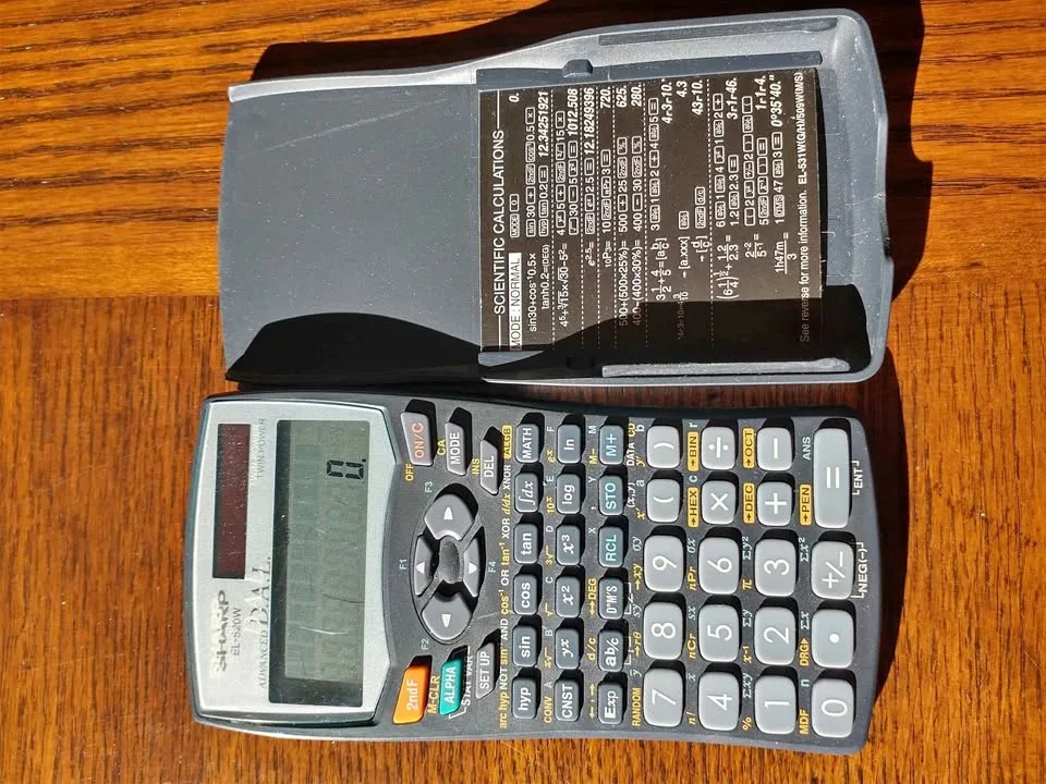 SHARP Scientific Calculator / SHARP EL-520W ADVANCED D.A.L.
