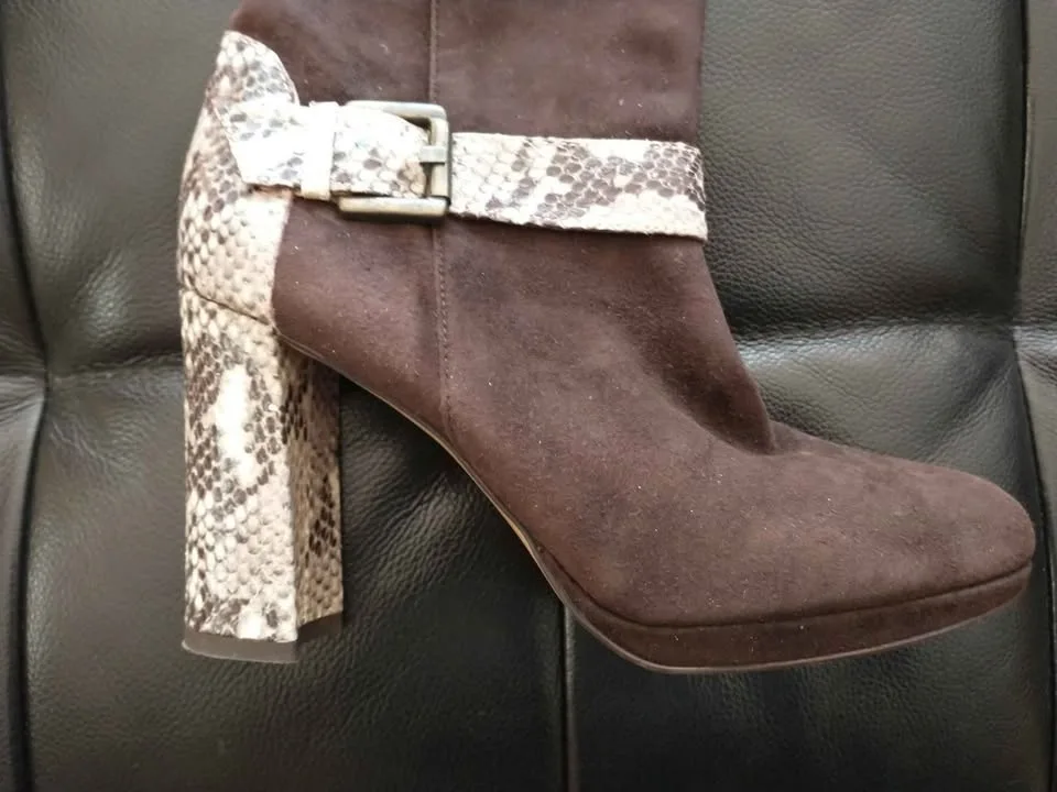 RARE Italian "Massimo Baldi" Boots; Size 39; NEVER USED image indicator(2)