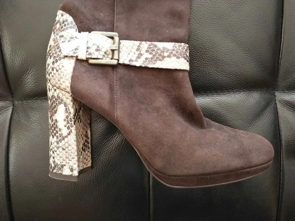 RARE Italian "Massimo Baldi" Boots; Size 39; NEVER USED image indicator(5)