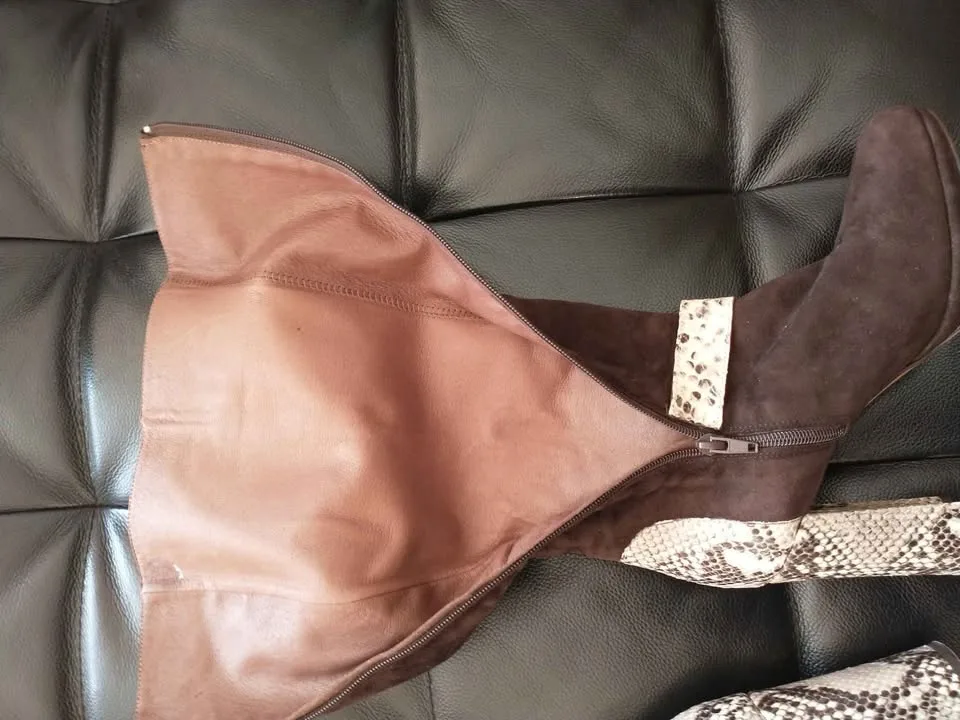 RARE Italian "Massimo Baldi" Boots; Size 39; NEVER USED image indicator(7)