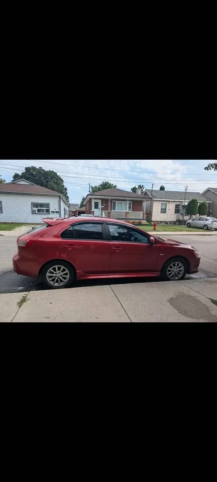 2011 Mitsubishi Lancer Sportback image indicator(2)