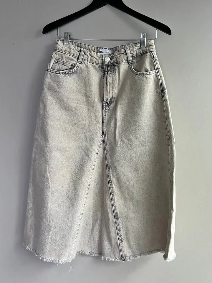 Denim skirt