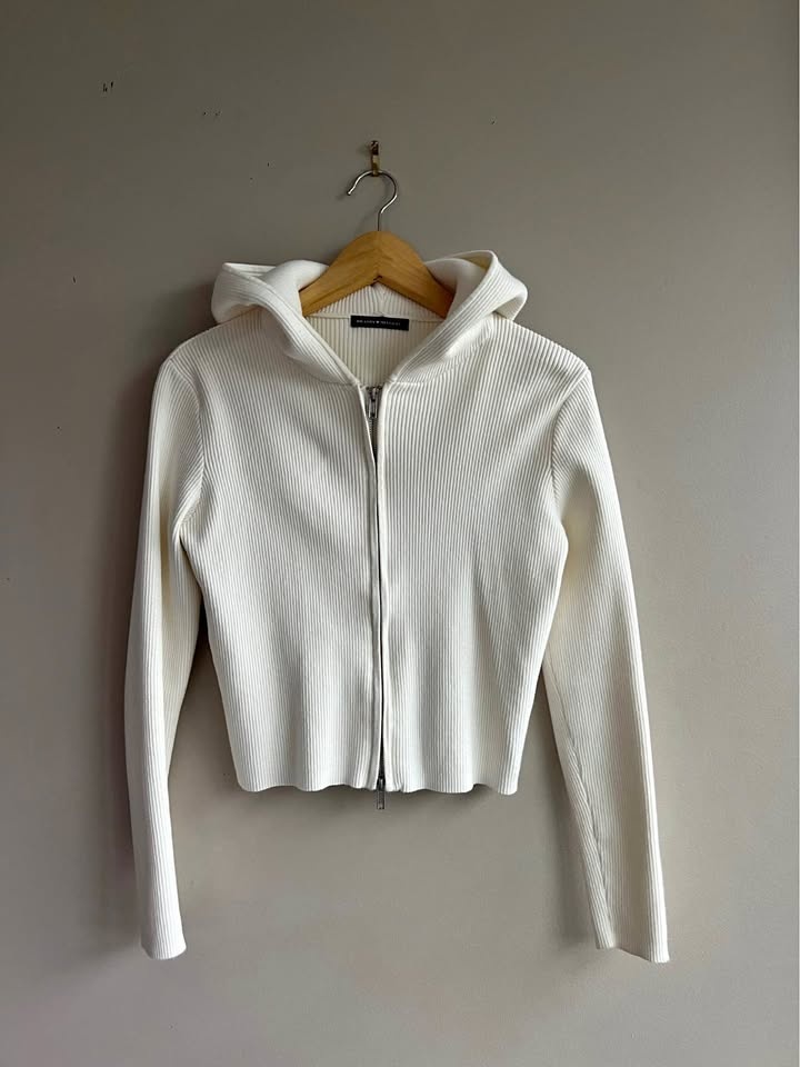 Cropped Brandy Melville sweater