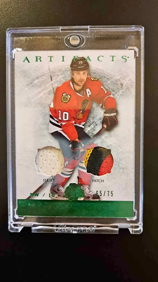 2012-13 Upper Deck Patrick Sharp Emerald Blackhawks Card