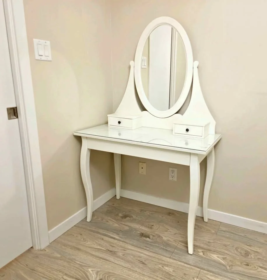 White Dressing Table with Mirror - Great Condition