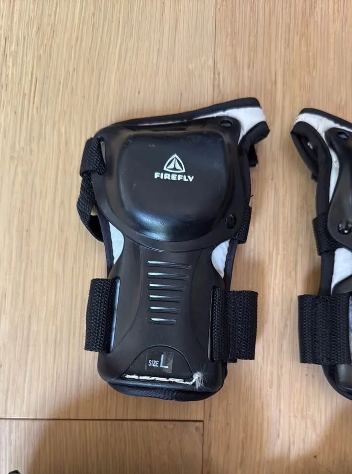 Firefly Youth Protective Gear Set image indicator(4)