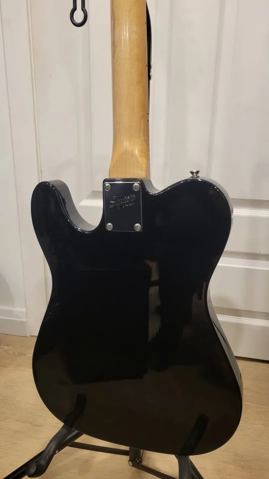 $280 Squier Telecaster -  Black image indicator(7)