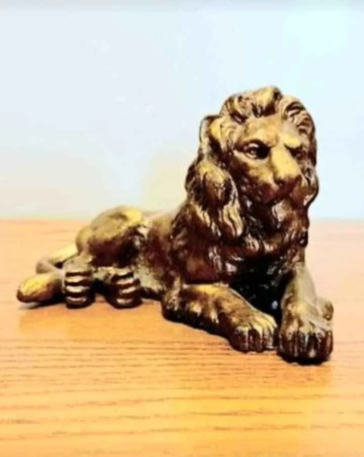 Unique Antique 18th Century Lion Sculpture