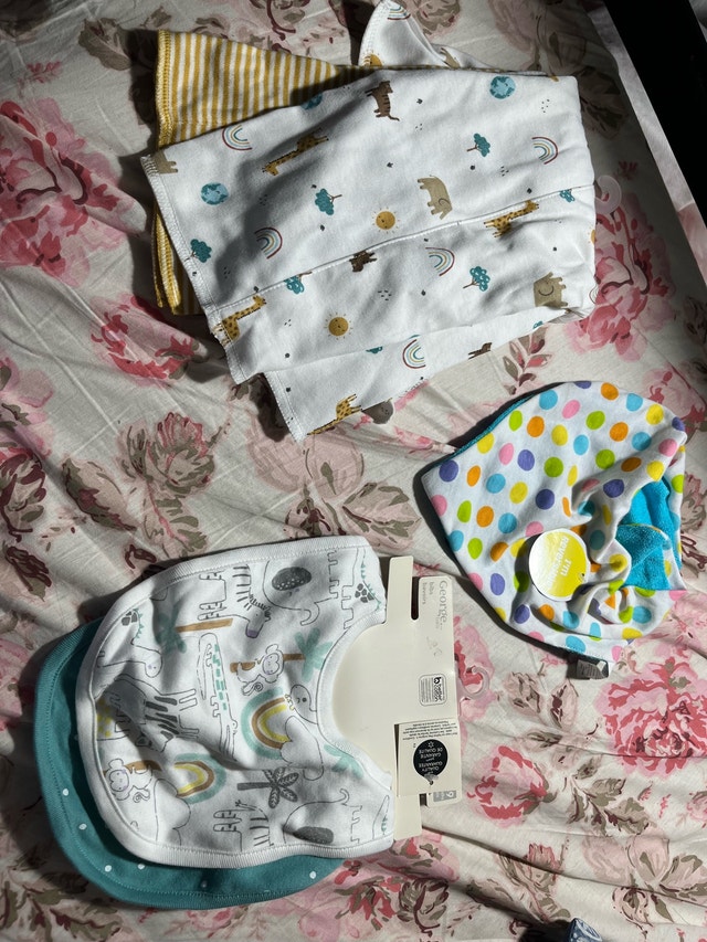 Brand new bibs and burp cloths - photo 2