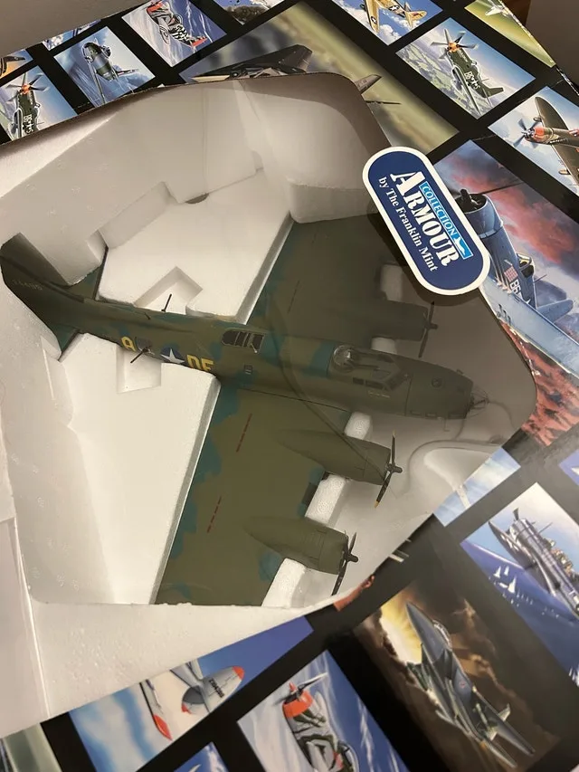 Franklin Mint Armour Collection 1:48 B-17F Flying Fortress
