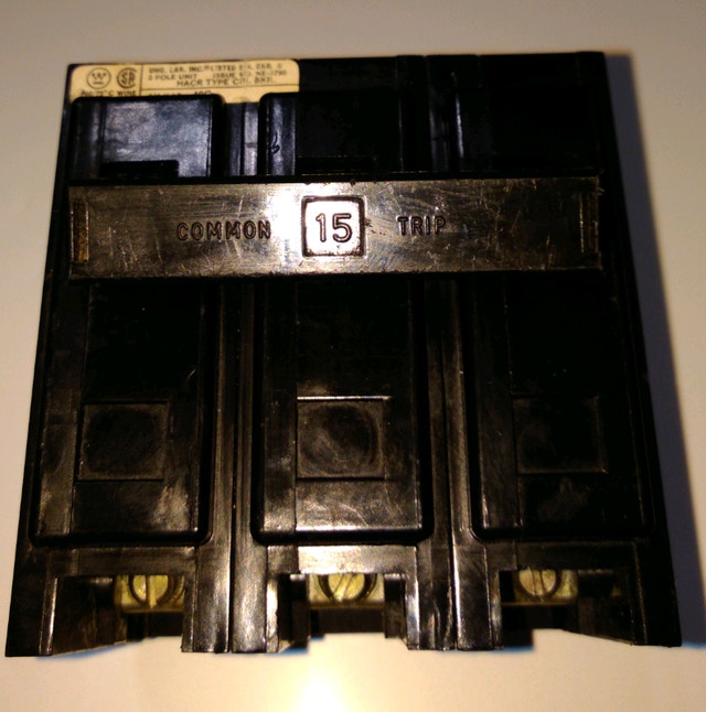 Westinghouse Bolt on Breakers call text make offer 705-440-9159 - photo 2