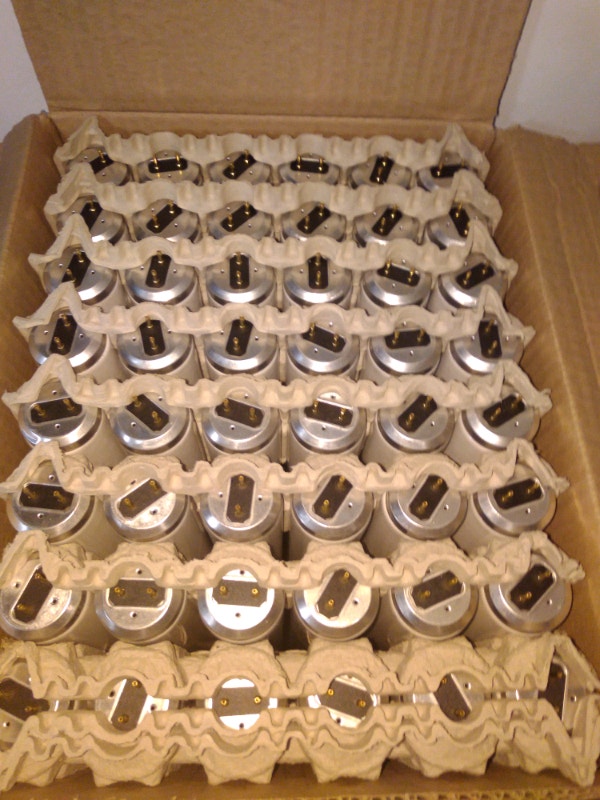 BOX OF 48 REPLACEMENT NEW BULBS F34T12CW/EG 705-440-9159