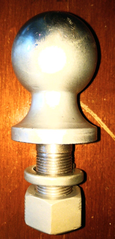 2-5/16" Hitch Ball, 5,000 lb Call text make offer 705 440 9159 - photo 3