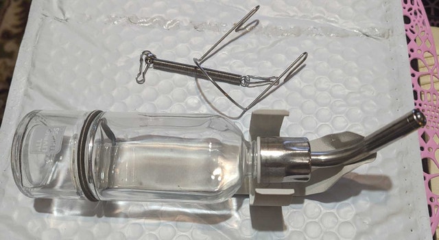 Water bottle for small animals NEW - photo 2