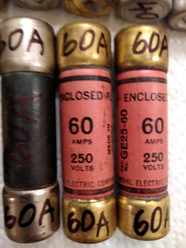 35,40,45,Amp One-Time Fuse two for $1 Call Text 705-440-9159 image indicator(3)