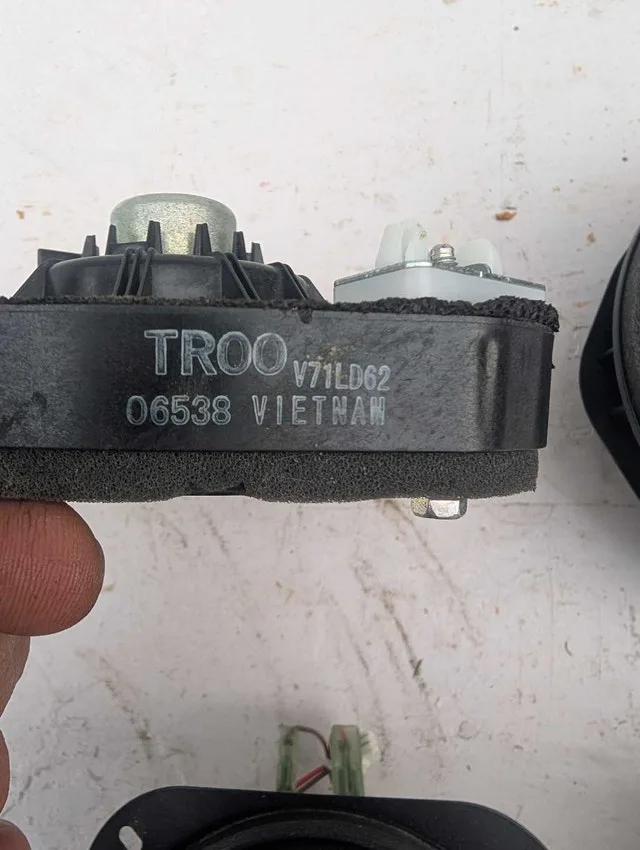 Car Speakers image indicator(3)