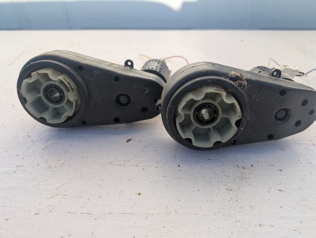 12V DC Motor - photo 2