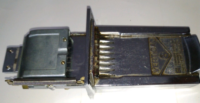 Coin slide mechanism Call Text make offer 705 440 9159 - photo 3