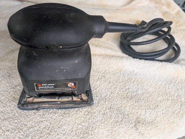 Palm sander Black& Decker - photo 4