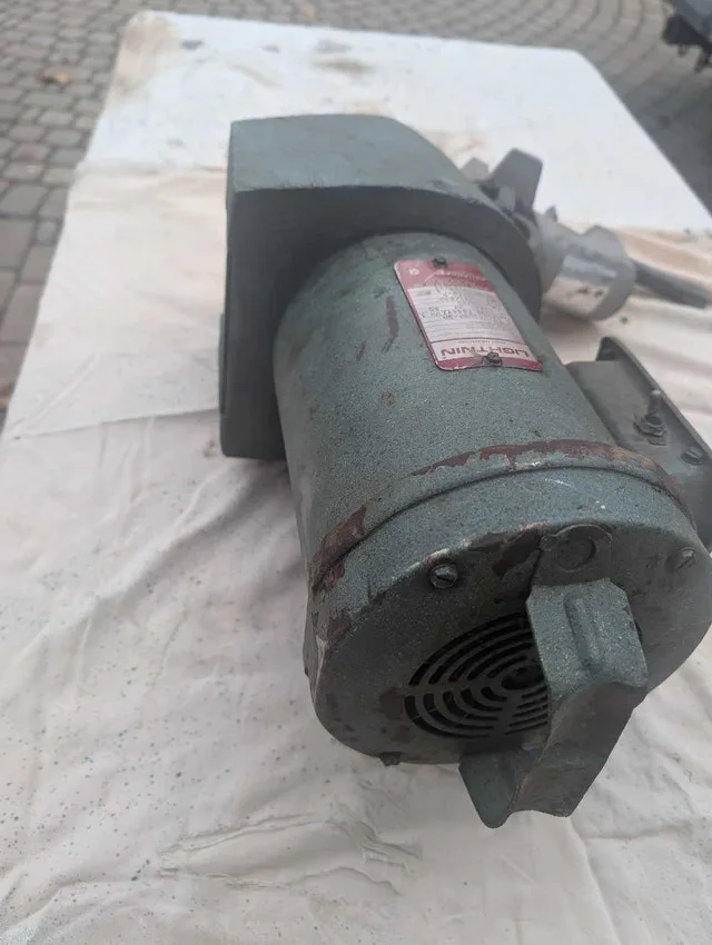 LIGHTNIN 3/4 H.P. CLAMP ON PORTABLE MIXER, MODEL XJ87 image indicator(6)