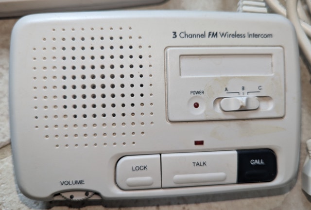 Intercom 4 units call text 705-440-9159