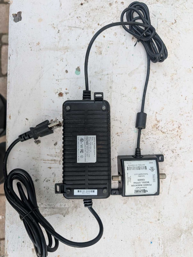 DP Plus Video Amp Power Adapter - photo 2