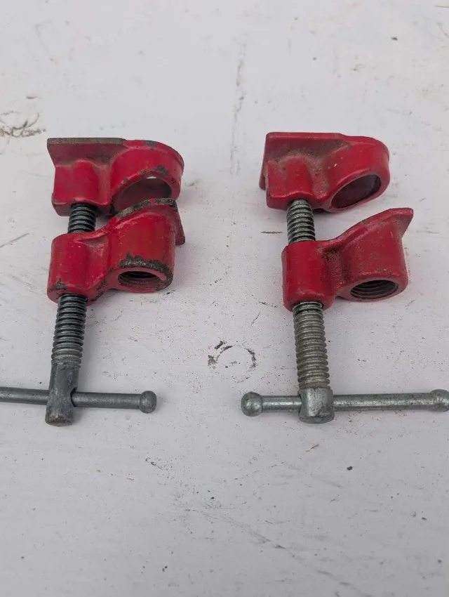 Pipe Clamps image indicator(2)