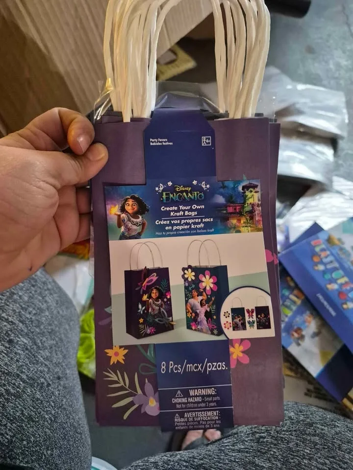 Party Encanto image indicator(5)