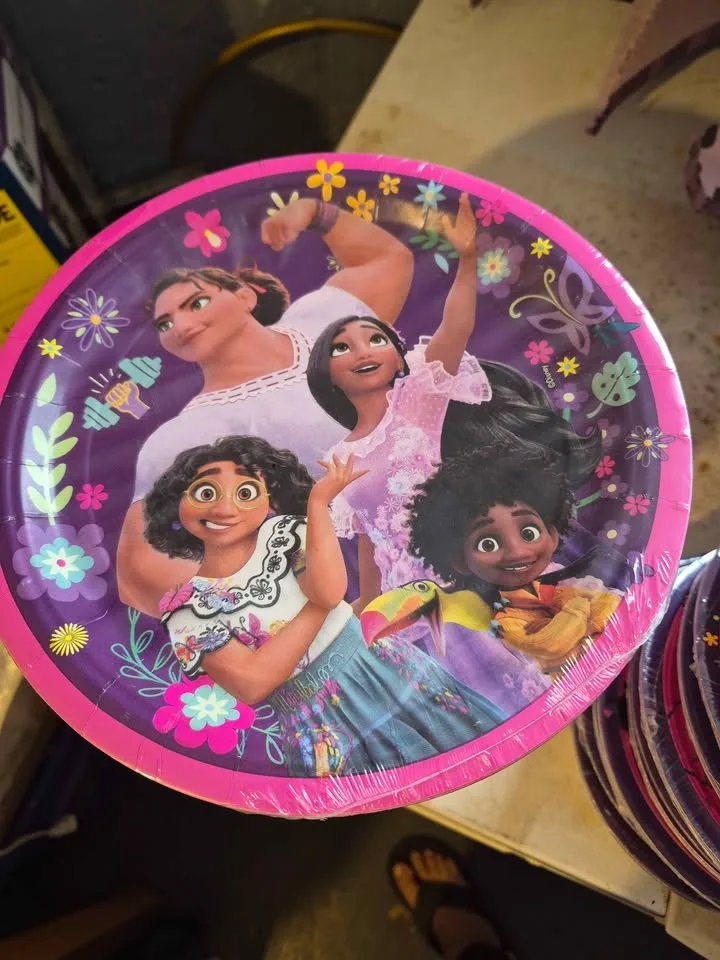 Party Encanto image indicator(7)