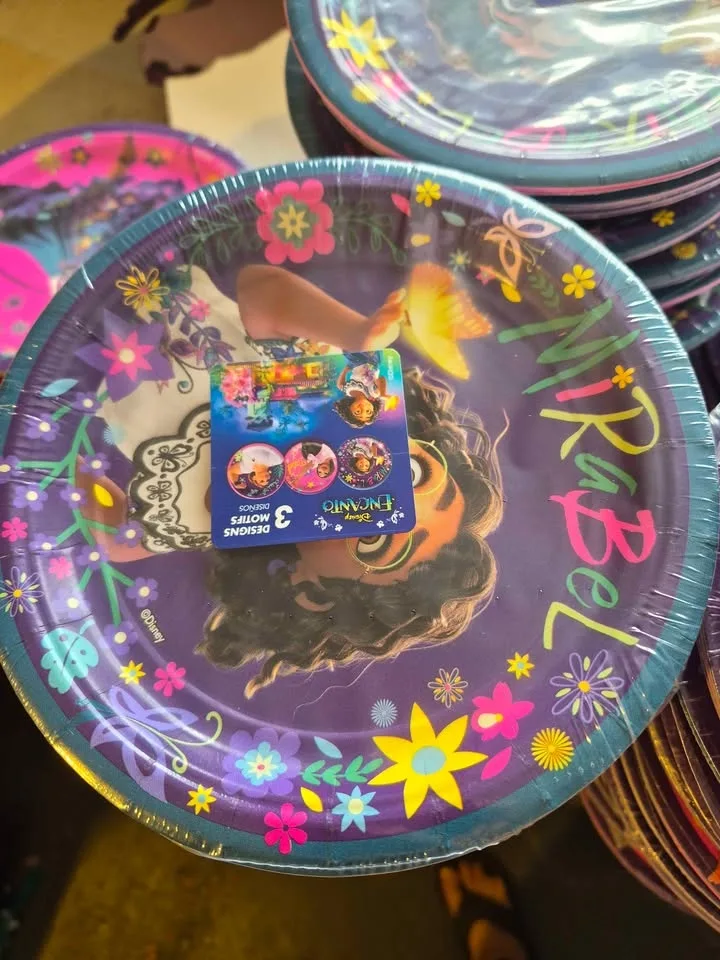 Party Encanto image indicator(10)