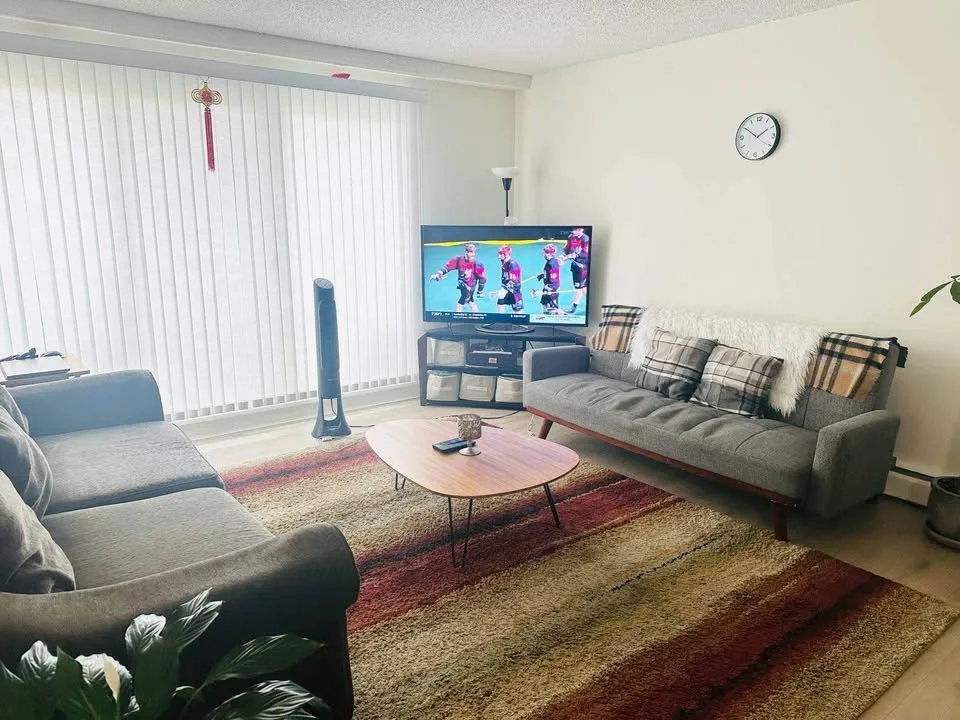 2 Beds 1 Bath Apartment image indicator(5)