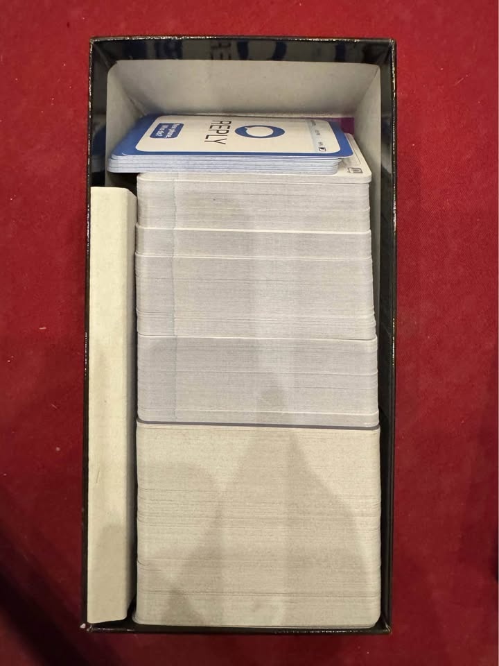 New Phone, Who Dis? Adult Party Game! - photo 2