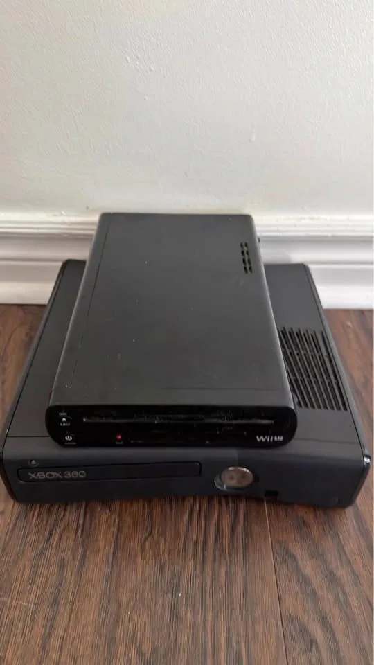 Xbox 360 And Wii u (console only) $15 each