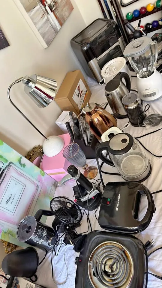 Home stuff for sale! Cheap items! Pickup Newmarket + furniture