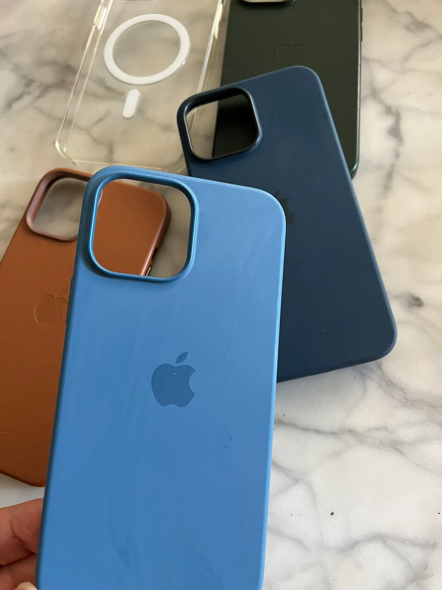 Apple iPhone 13 Pro Max MagSafe Cases image indicator(3)