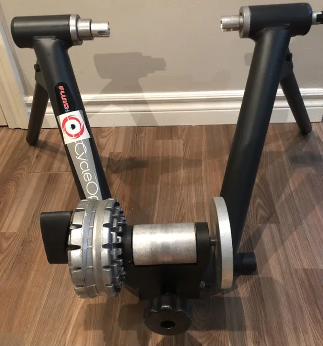CycleOps Fluid2 Trainer