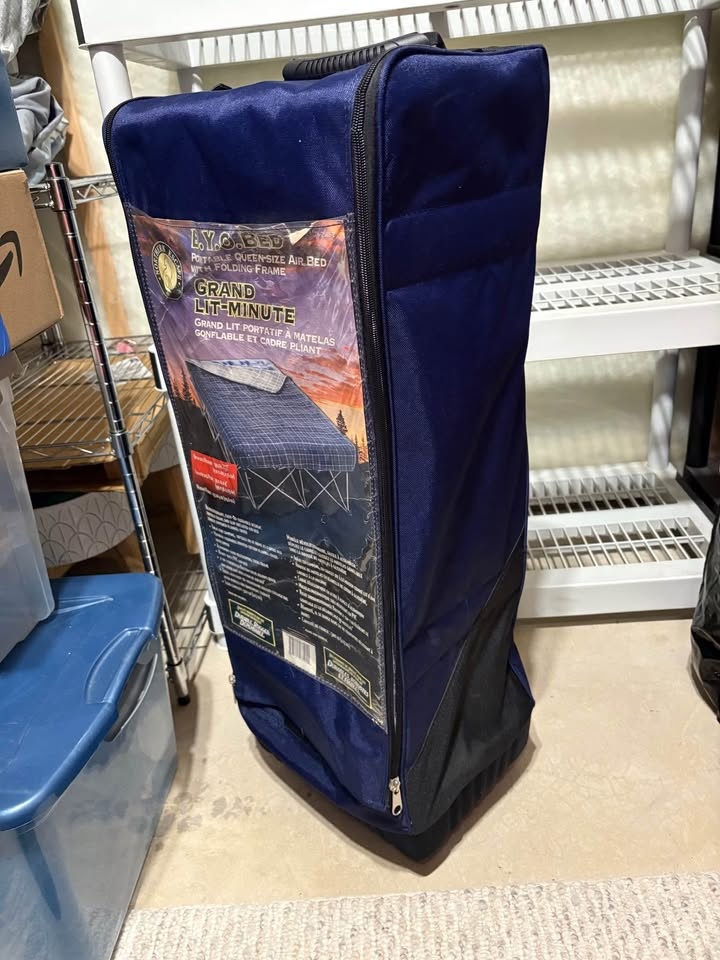 Queen Air Mattress Frame - Pick Up NE Martindale - photo 2