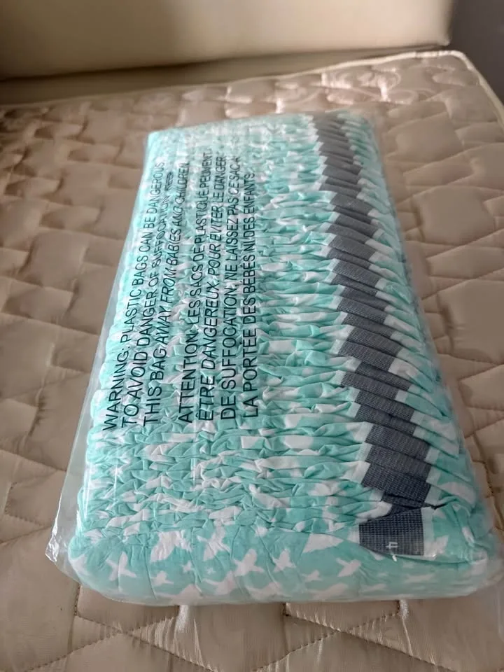 Diapers for sale! Rascals, Bambo Nature and Huggies Skin Essenti image indicator(3)