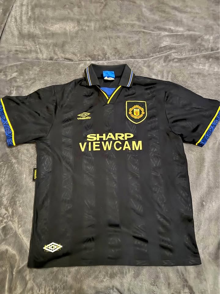 For Sale: Manchester United Umbro Away Jersey (Early 90s — Sharp