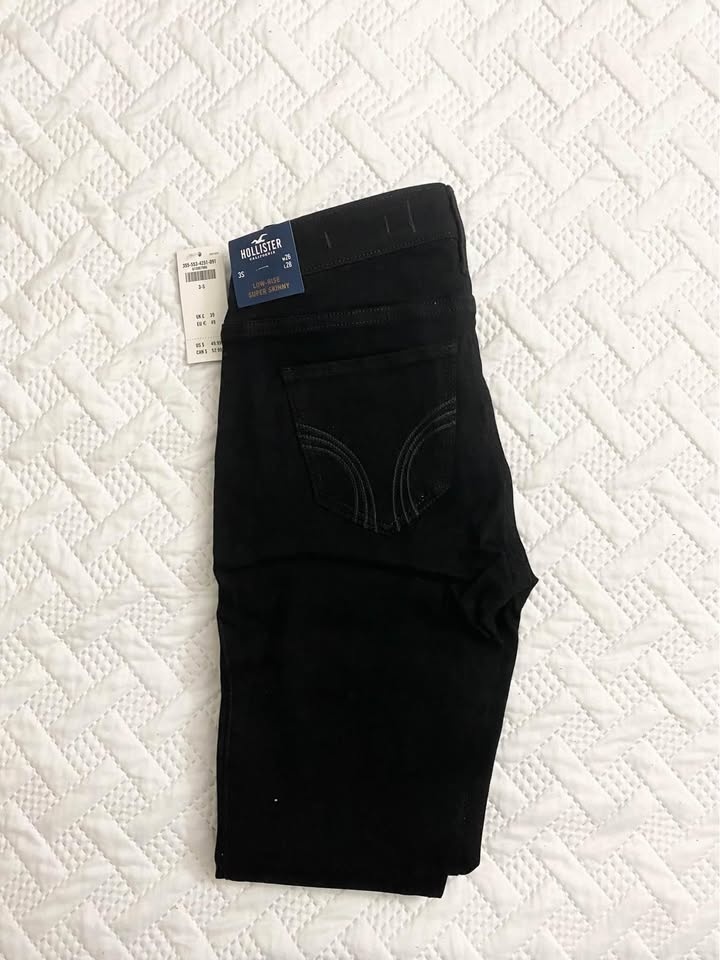 BNWT Hollister Women’s Skinny Jeans Size 26W 28L - photo 2