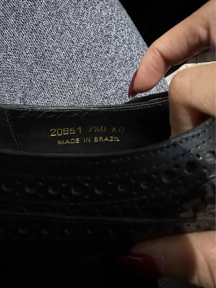 Florsheim Leather Oxfords - Size 7.5D image indicator(2)