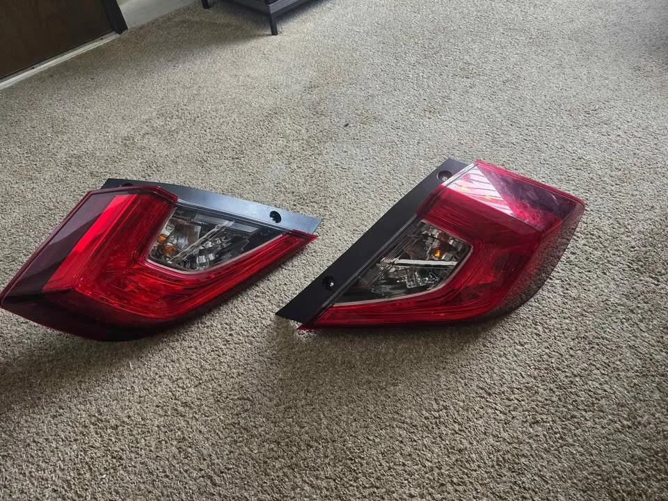 Back Lights for Honda Civil 10th Generation image indicator(4)