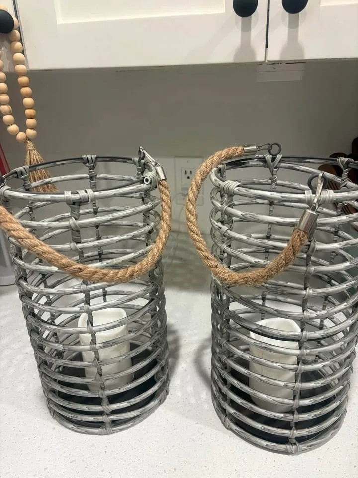 Pair of plastic wicker lanterns. image indicator(5)