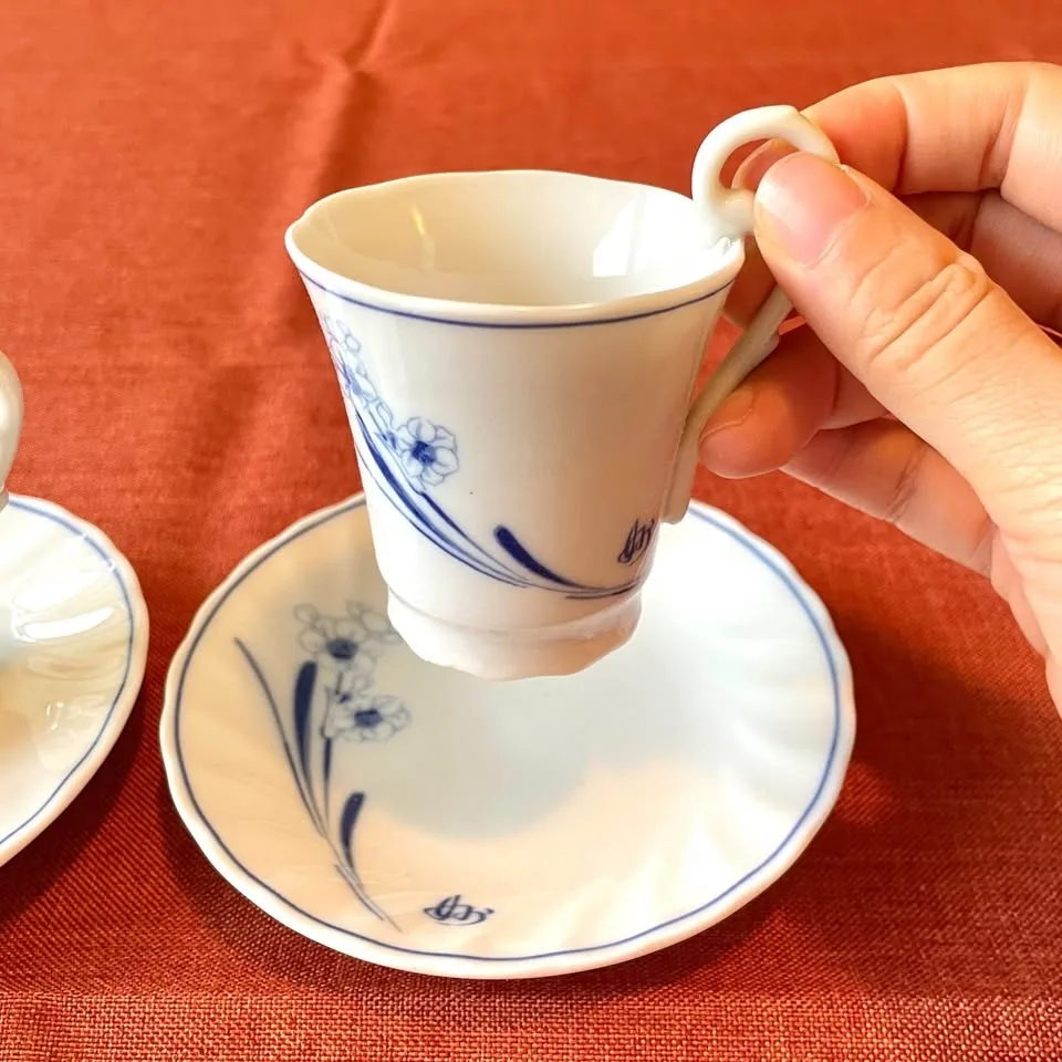 Blue Orchid Cups & Saucers by Tachikichi image indicator(4)