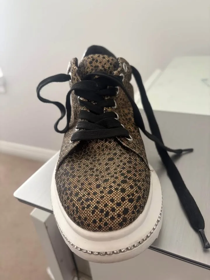 Kate Gray women’s shoes size 9.5/40 image indicator(2)