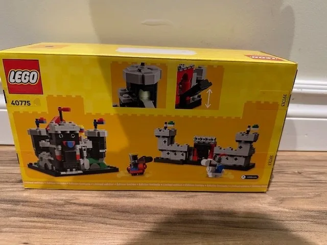 Lego 40775 Mini Knights Castle - BNIB image indicator(2)