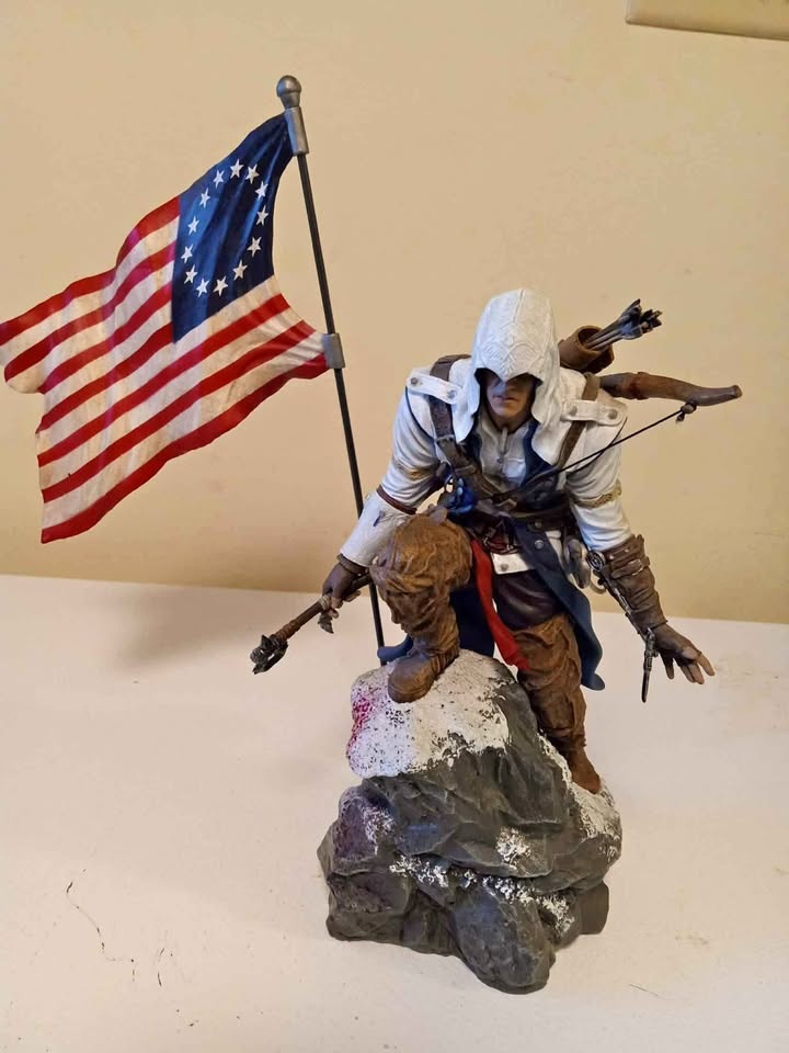 Assassin's Creed 3 Collectible Figure