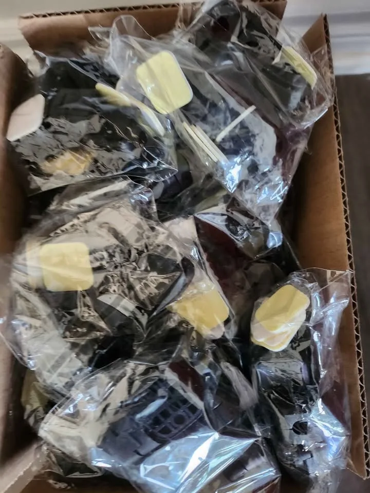 6 Free when you buy 18 for $15 image indicator(2)