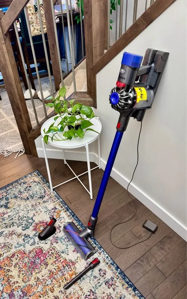 Dyson V7 Vacuum - New Battery - Dyson Stick Vacuum Cleaner