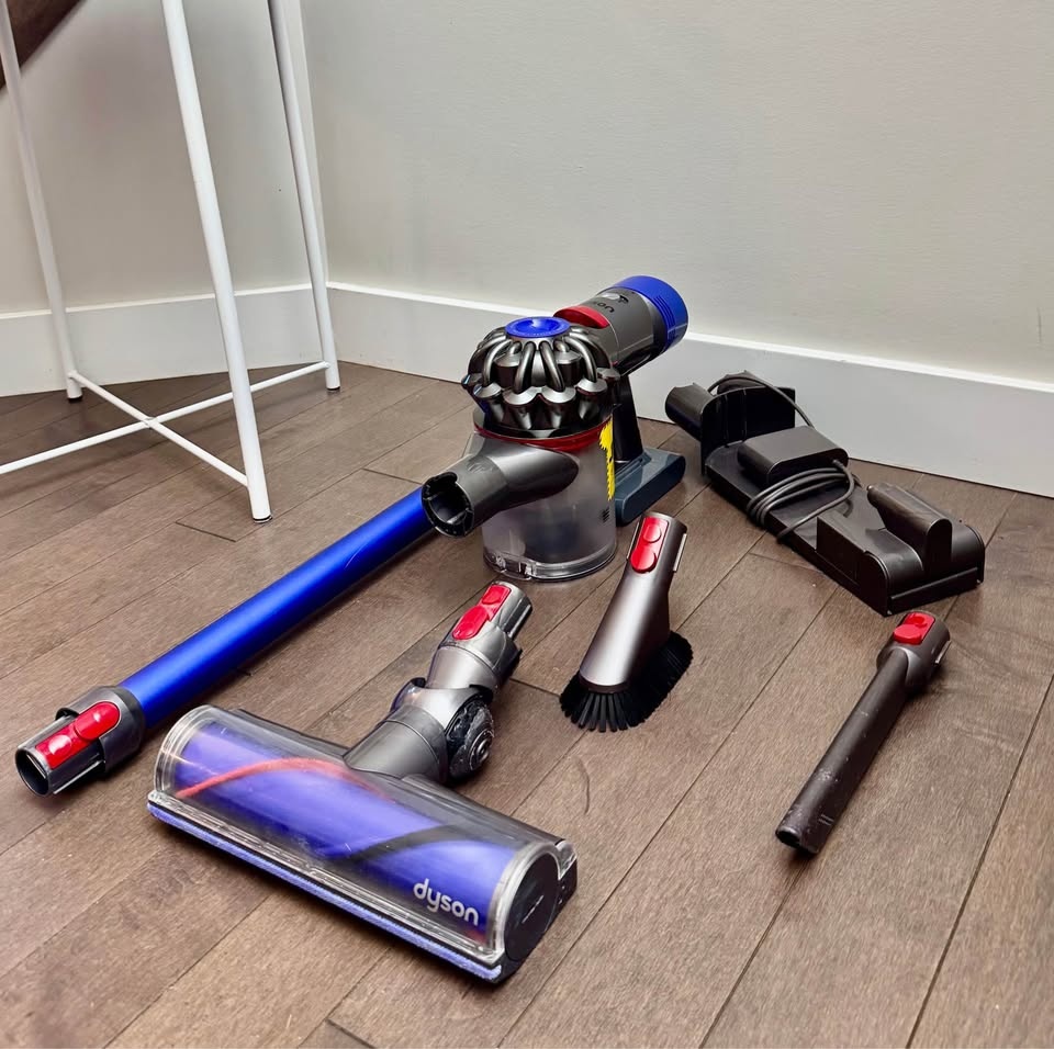 Dyson V7 Vacuum - New Battery - Dyson Stick Vacuum Cleaner - photo 5